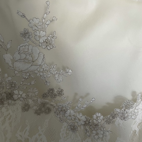 BHLDN Boutique Wedding Dress size 10 $650 OBO - Picture 4 of 7